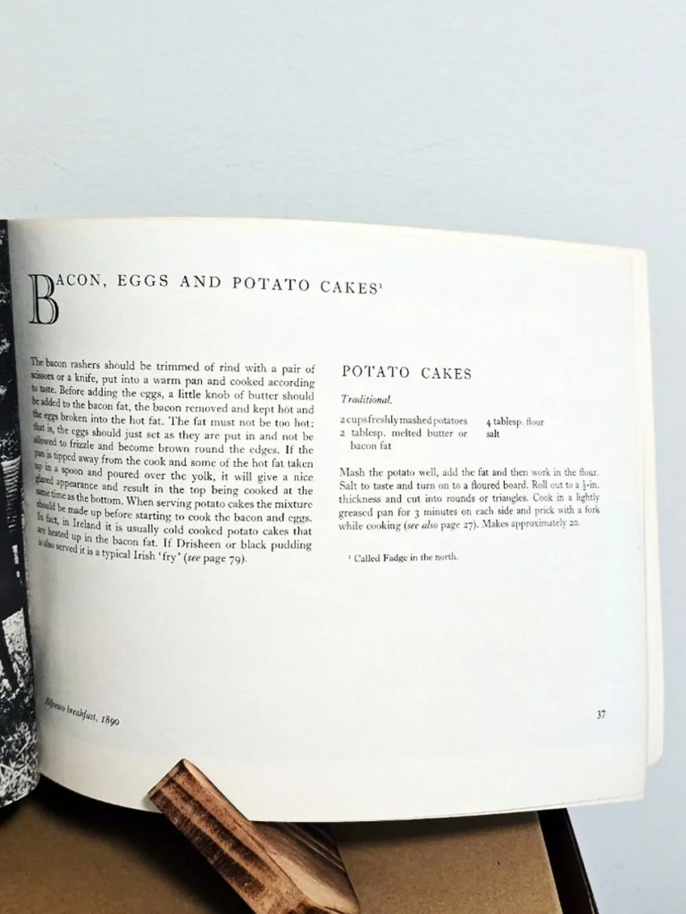 Vintage Irish Cookbook A Taste of Ireland 1970 Illustrated Recipes Photos